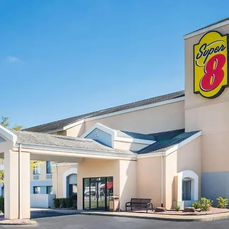 Super 8 By Wyndham Jasper Hotel